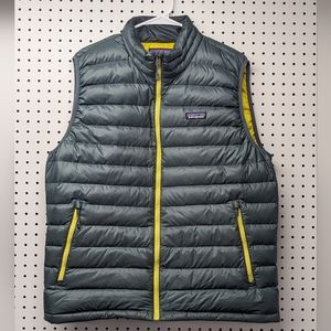 Patagonia Men's Down Sweater Vest - Size L